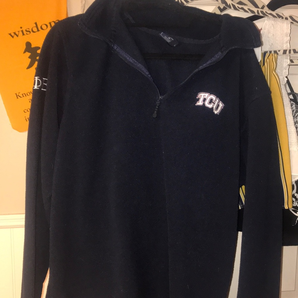 TCU Vineyard vine pullover